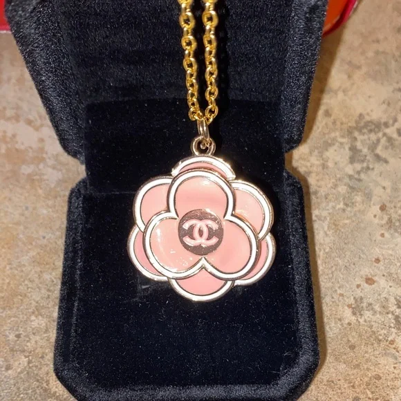 CHANEL Pink and Gold Flower Necklace - Picture 2 of 7